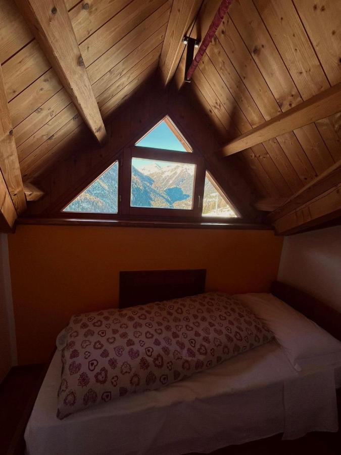 Sasso Nero Hotel Chiesa in Valmalenco Kültér fotó
