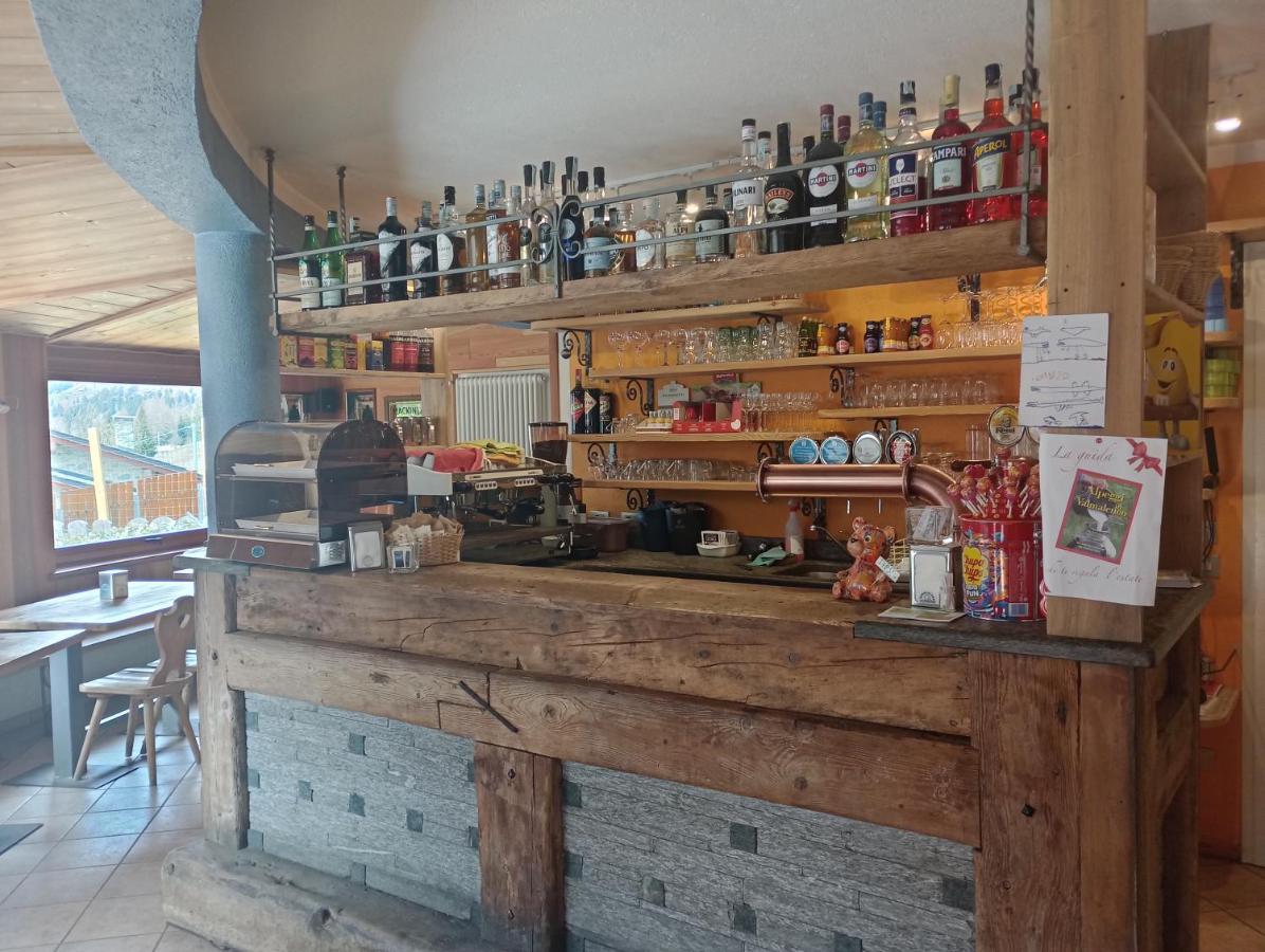 Sasso Nero Hotel Chiesa in Valmalenco Kültér fotó