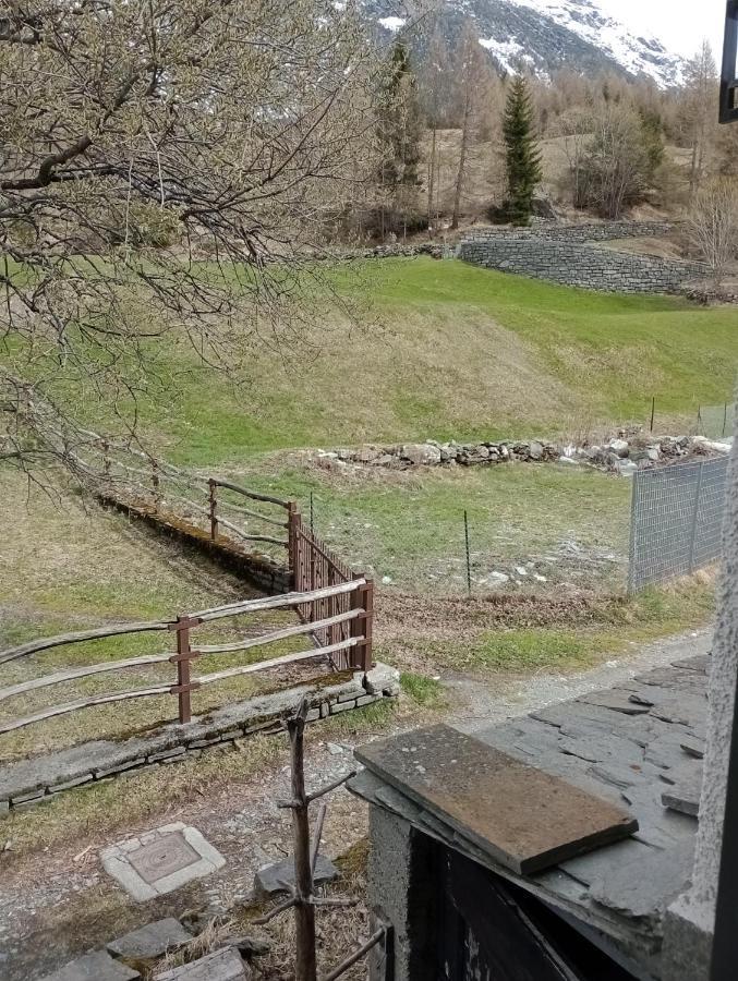 Sasso Nero Hotel Chiesa in Valmalenco Kültér fotó