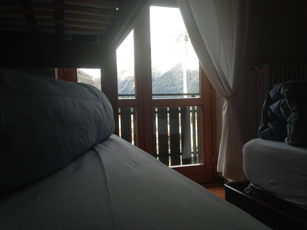 Sasso Nero Hotel Chiesa in Valmalenco Kültér fotó