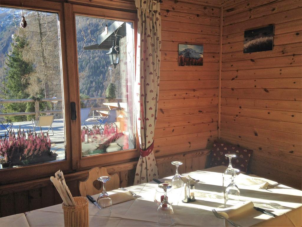 Sasso Nero Hotel Chiesa in Valmalenco Kültér fotó