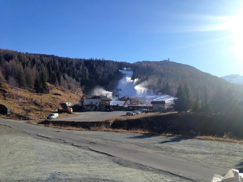 Sasso Nero Hotel Chiesa in Valmalenco Kültér fotó