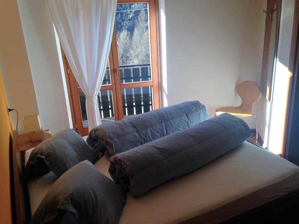 Sasso Nero Hotel Chiesa in Valmalenco Kültér fotó