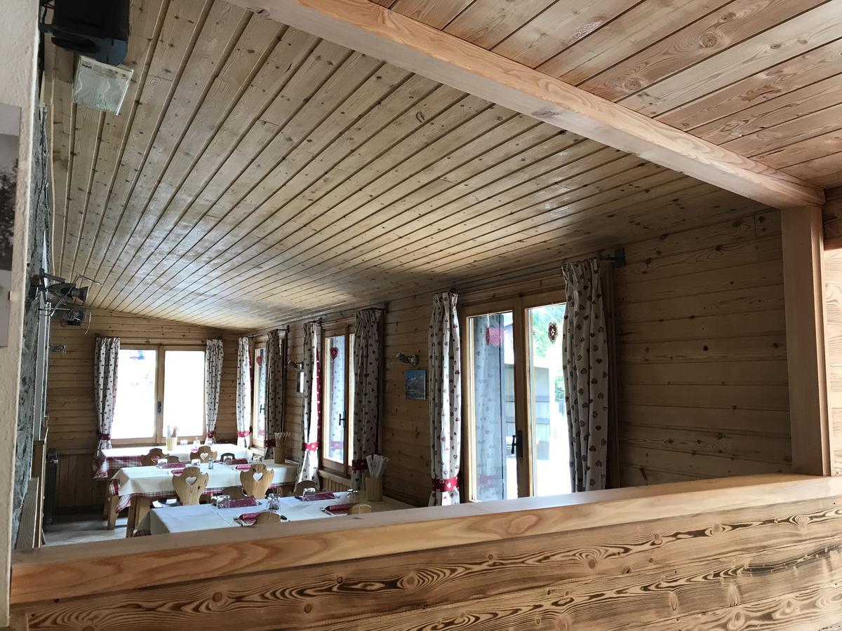 Sasso Nero Hotel Chiesa in Valmalenco Kültér fotó